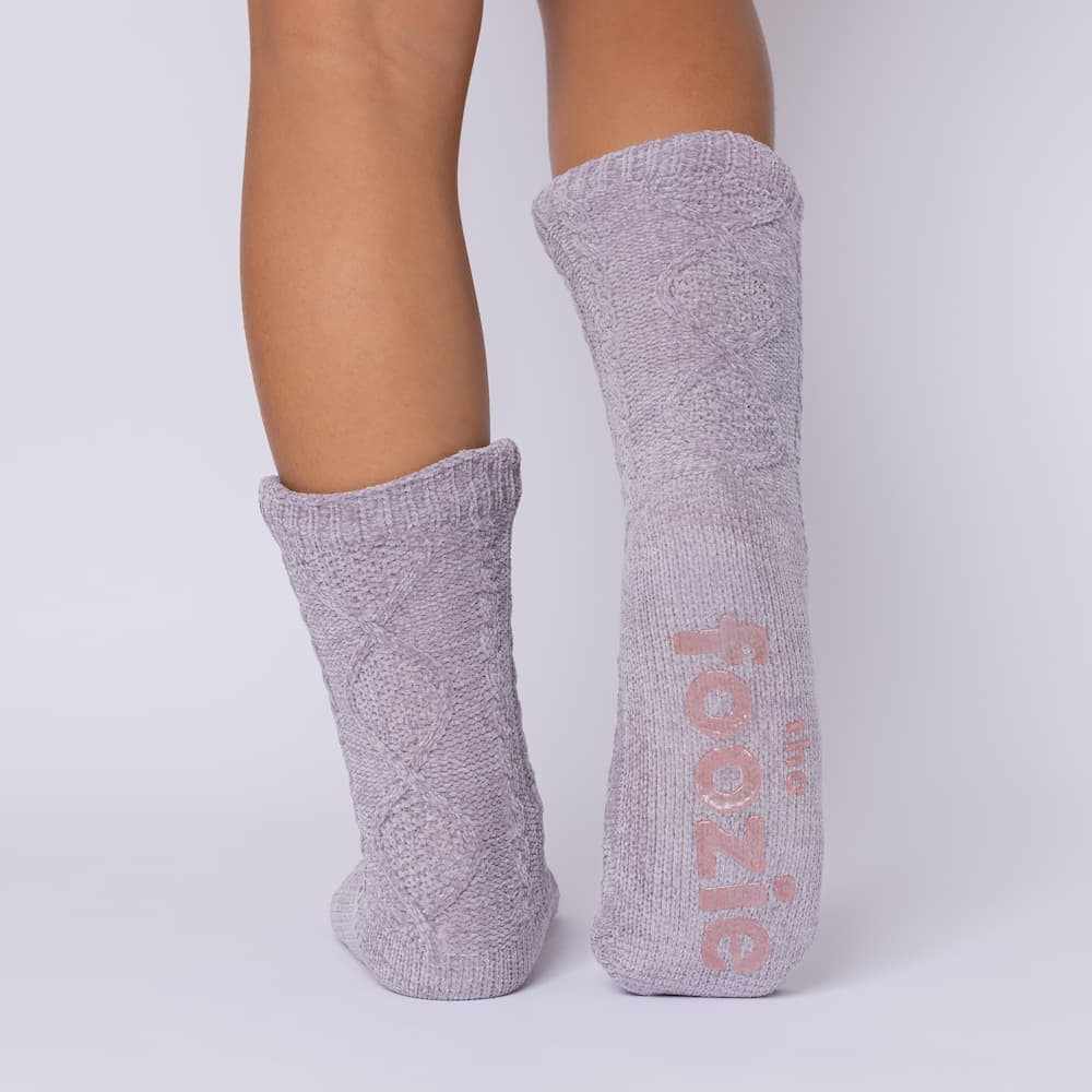 The Foozie™ Move in Light Gray, back view showing the diamond cable knit and the foozie grips on the sole